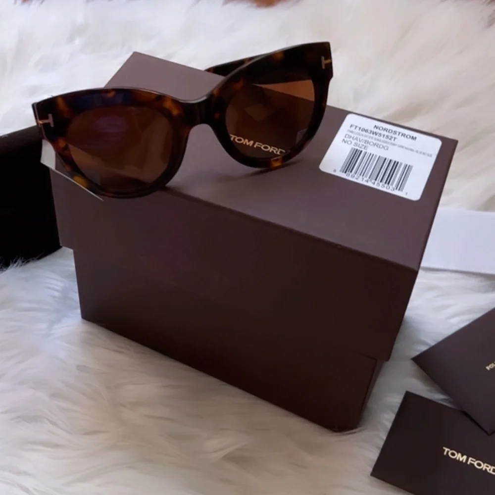 NWT stunning cat eye Tom Ford sunglasses - Picture 3 of 5